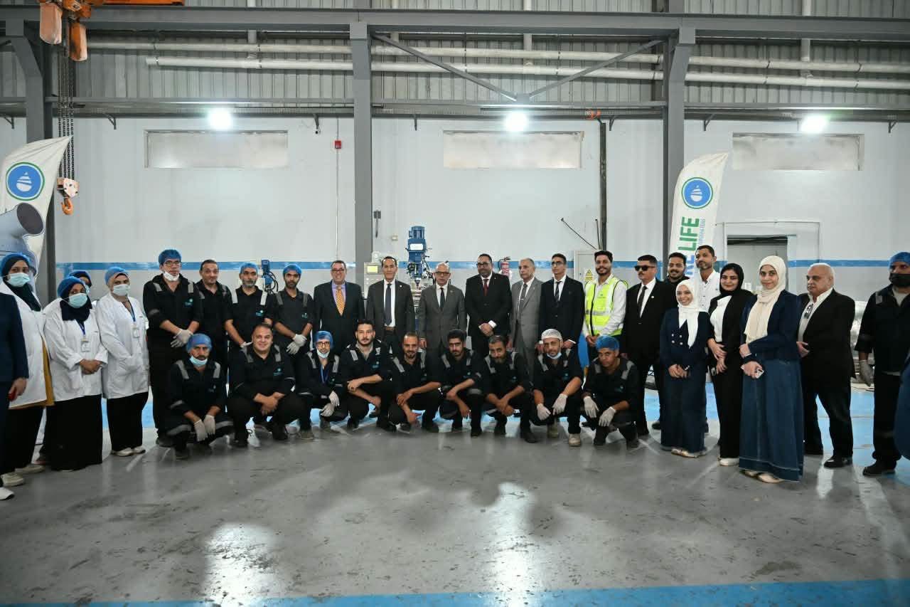The Investment Minister visiting delegation with the PureLife team